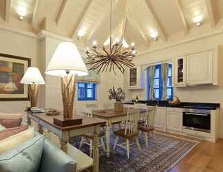Lobi 2 Zagori Suites Luxury Residences