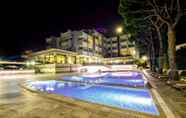 Swimming Pool 4 Hotel Akbulut