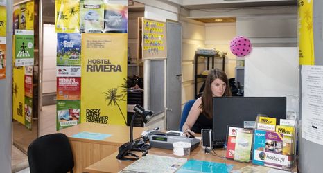 Others 2 Dizzy Daisy Hostel Riviera