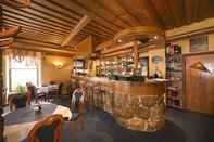 Bar, Cafe and Lounge U Zlateho byka