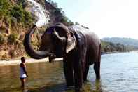 Trung tâm thể thao Riverside by Aahma