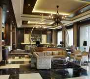 Sảnh chờ 4 Goldfinch Hotel Delhi NCR