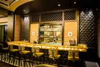 Bar, Kafe, dan Lounge Goldfinch Hotel Delhi NCR