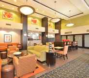 Lobby 5 Hampton Inn & Suites Tulsa/Catoosa