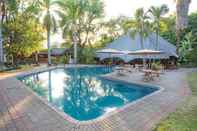 Swimming Pool Sefapane Lodges and Safaris