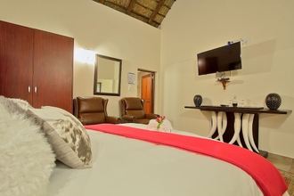 Kamar Tidur 4 Royale Marlothi Safari Lodge