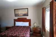 Bedroom Relax Inn Collingwood