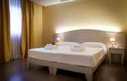 Bedroom 3 Modica Palace Hotel