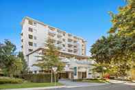 Exterior Adina Serviced Apartments Canberra Dickson