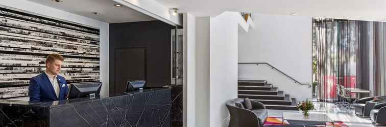 Lobby Adina Serviced Apartments Canberra Dickson