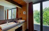 In-room Bathroom 3 Schlossgut Gross Schwansee