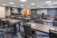 Functional Hall Fairfield Inn & Suites by Marriott Charlotte Matthews