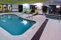 Swimming Pool Fairfield Inn & Suites by Marriott Charlotte Matthews