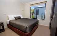 Bedroom 6 Discovery Parks - Geelong