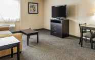 Common Space 3 Quality Inn & Suites