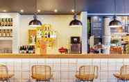 Bar, Cafe and Lounge 7 ibis Oviedo