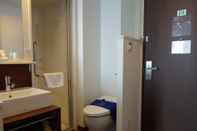 ห้องน้ำภายในห้อง Lotte City Hotel Kinshicho