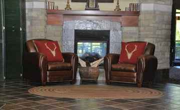 Lobby 4 Calabogie Peaks Hotel, Ascend Hotel Collection