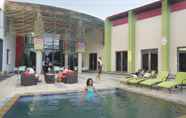 Swimming Pool 3 Peermont Metcourt Hotel at Umfolozi