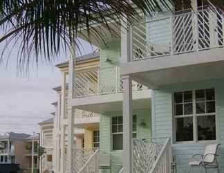 Exterior 2 Islander Bayside Villas and Boatslips