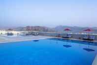 Swimming Pool Concorde Fujairah Hotel