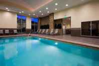 สระว่ายน้ำ Embassy Suites Denver-Downtown/Convention Center