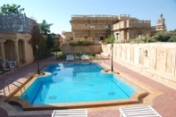 Swimming Pool WelcomHeritage Mandir Palace