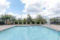 Swimming Pool Microtel Inn & Suites by Wyndham Ozark