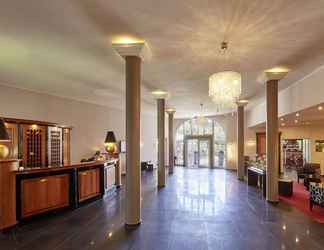 Lobby 2 Hotel Schloss Reinach