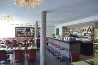 Bar, Cafe and Lounge Hotel Schloss Reinach