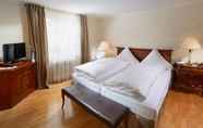 Kamar Tidur 2 Hotel Schloss Reinach