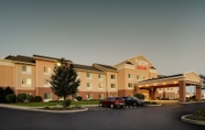 Exterior 5 Fairfield Inn & Suites by Marriott Ottawa Starved Rock Area