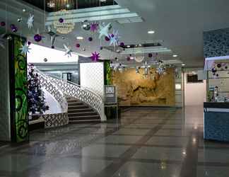 Lobby 2 Grand Hotel Shumen