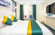 Bedroom 7 Fu Hua Hotel