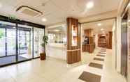 Lobby 3 Brit Hotel Piscine & Spa - Fougères