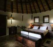 Kamar Tidur 3 Mopane Bush Lodge