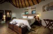 Kamar Tidur 5 Mopane Bush Lodge