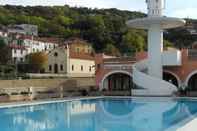 Swimming Pool Hotel San Rocco