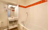 Toilet Kamar 6 Vacancéole - Les Demeures Champenoises Confort