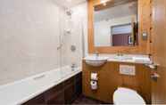 Toilet Kamar 5 Strangford Arms Hotel Newtownards