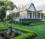 Ruang untuk Umum 3 Osborne House - Guest House