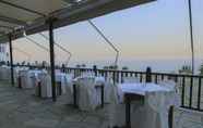 ร้านอาหาร 7 Pilio Sea Horizon hotel
