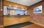 Lobi 3 Days Inn by Wyndham Sevenoaks Clacket Lane