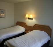 Bedroom 4 Days Inn by Wyndham Durham