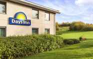 Exterior 6 Days Inn by Wyndham Cannock Norton Canes M6 Toll