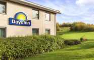 Exterior 6 Days Inn by Wyndham Cannock Norton Canes M6 Toll