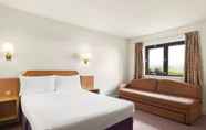 Bedroom 6 Days Inn by Wyndham Lockerbie Annandale Water