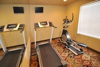 Fitness Center Econo Lodge Inn & Suites