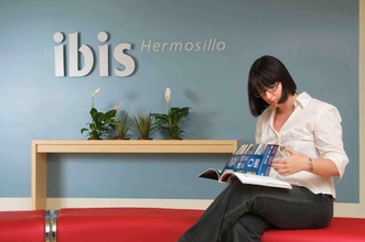 Lobby 4 ibis Hermosillo