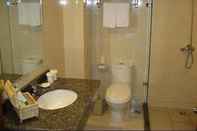 In-room Bathroom GreenTreeInn BeiJingYiZhuang WanYuanRd MetroStation Hotel